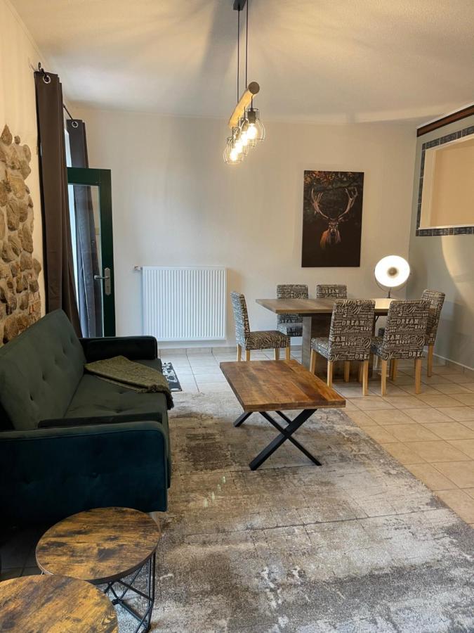 Mitten In Der Natur : Ferienwohnung Mit 3 Schlafzimmern, Neu Eingerichtet Neu Gaarz Eksteriør bilde